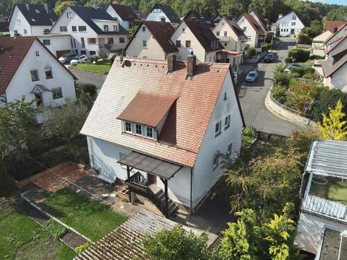Hausansicht - 5 Zimmer Einfamilienhaus in Forchheim
