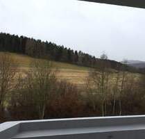 3-Raum-Wohnung mit Balkon und Einbauküche in Lößnitz