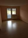 Wohnzimmer - 3 Zimmer Etagenwohnung zur Miete in Lößnitz