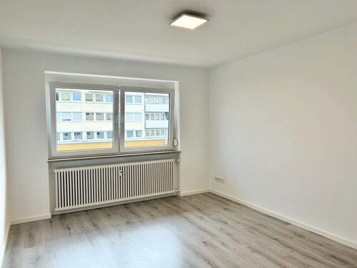 Schlafzimmer Ansicht 2 - 