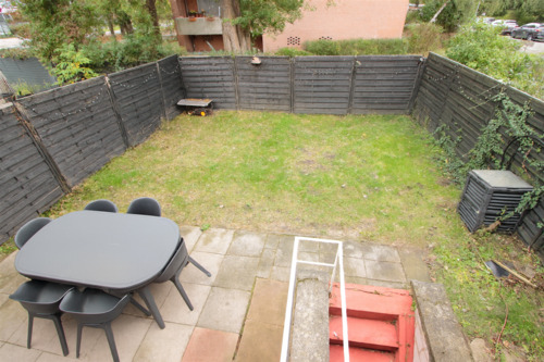 Gartenblick mit Terrasse - 