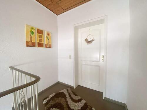 27 Eingangsbereich DG - 