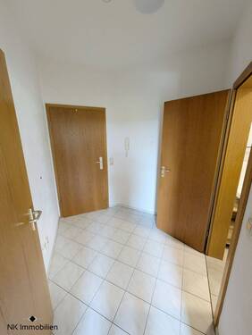 Flur - Etagenwohnung mit 43,50 m&sup2; in Dresden zur Miete