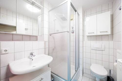 Badezimmer - 2 Zimmer Etagenwohnung in Benningen am Neckar