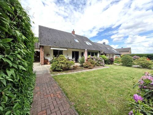 Garten und Hansansicht 