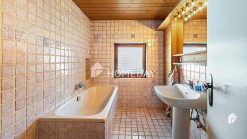 1. OG Badezimmer 2 - 