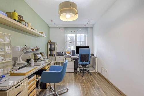 Arbeits-/Kinderzimmer - 