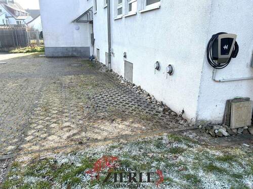 12_Außenstellplatz - 