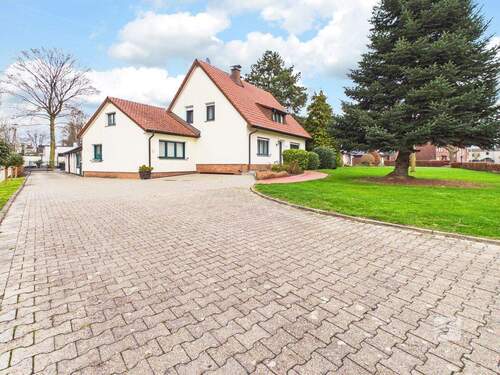 Vorderansicht - 7 Zimmer Einfamilienhaus in Gangelt