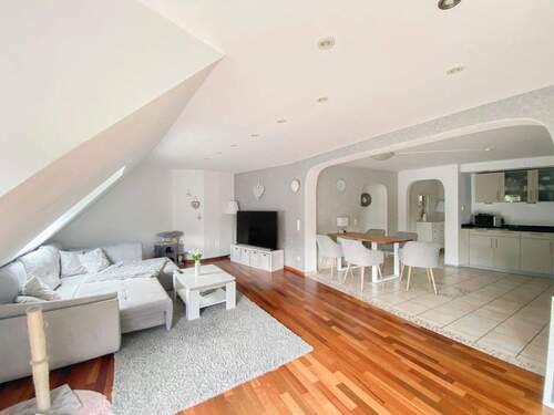 2 Wohnzimmer - 3 Zimmer Etagenwohnung zum Kaufen in Übach-Palenberg