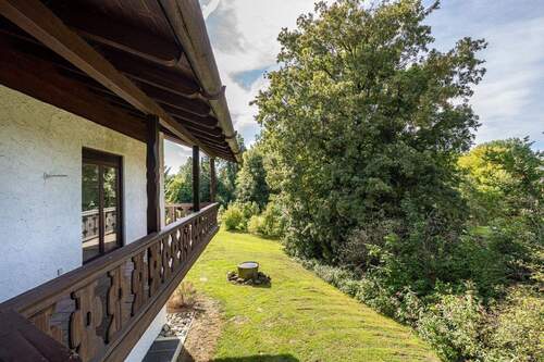 Seitenblick - Einfamilienhaus mit 298,10 m&sup2; in Polling zum Kaufen