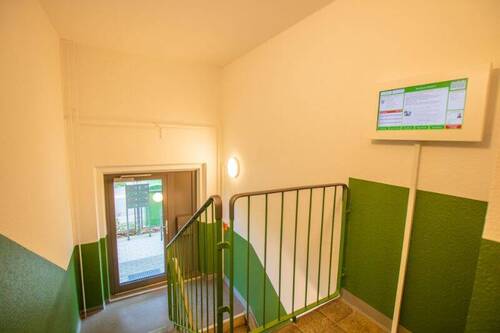 Bsp. Treppenhaus/Infotafel - 