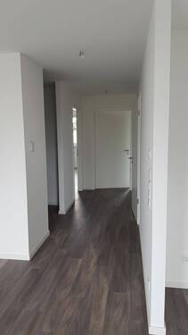 Flurbereich Blick zu Schlaf- und Kinderzimmer - 