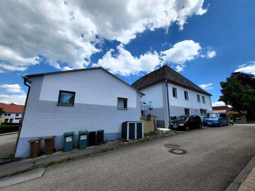 Bild 4.jpg - Top Gelegenheit, renovierungsbedürftiges Mehrfamilienhaus mit Nutzfläche (VHB)