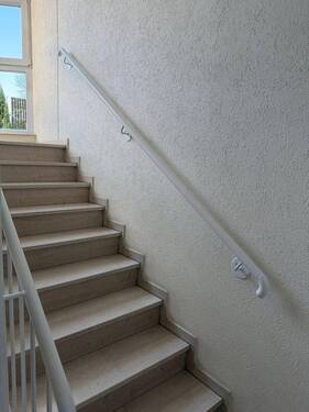 Treppenhaus - Etagenwohnung mit 87,00 m² in Düsseldorf zum Kaufen