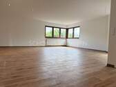  Wohnzimmer - 3 Zimmer Etagenwohnung zur Miete in Mainz