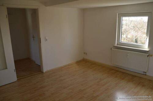 Wohnzimmer - Etagenwohnung mit 41,00 m² in Halsbrücke zur Miete