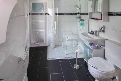 Bad 2 - Nutzfläche - 