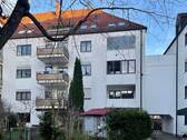 Innenhofansicht - Loggia 1. Stock.jpg - 4 Zimmer Etagenwohnung zum Kaufen in Augsburg