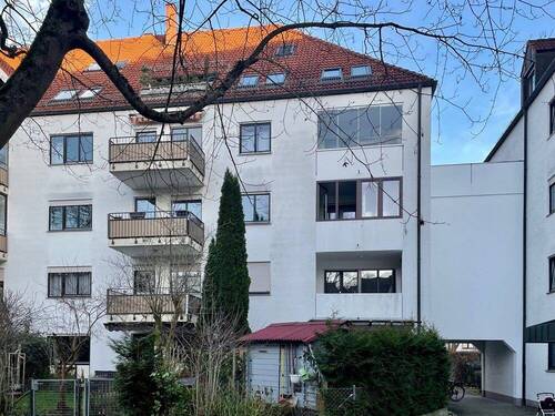 Innenhofansicht - Loggia 1. Stock.jpg - 4 Zimmer Etagenwohnung zum Kaufen in Augsburg