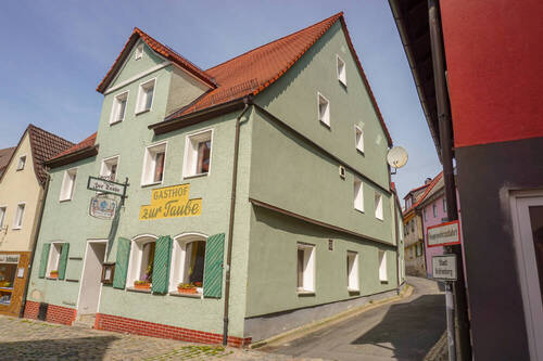 Ansicht - 9 Zimmer Mehrfamilienhaus, Wohnhaus in Gräfenberg