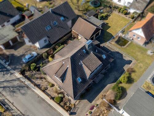 Außenansicht - 8 Zimmer Mehrfamilienhaus, Wohnhaus in Adendorf