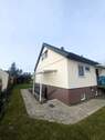 Treppenabgang zum Keller von Außen.jpg - 6 Zimmer Einfamilienhaus in Hilpoltstein
