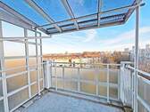 Weitblick bis zu den Alpen - ERSTBEZUG nach MODERNISIERUNG: 2 Zimmer-Dachgeschosswohnung mit Blick über München...