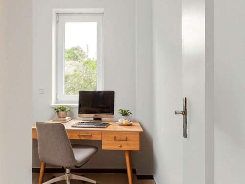 Arbeitszimmer im Obergeschoss - 