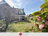 H&T Immobilien - Doppelhaushälfte in Stuhr - Familienparadies: Reihenendhaus mit Terrasse & Garten
