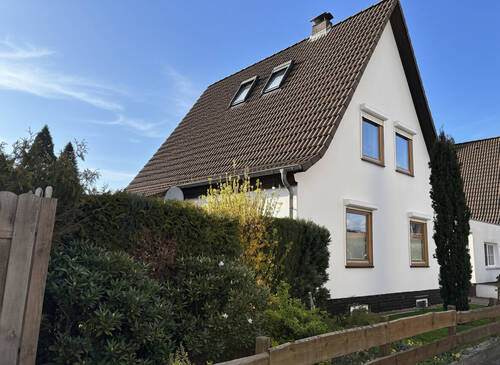 Straßenansicht - 6 Zimmer Einfamilienhaus in Celle