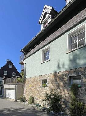 Straßenansicht - Doppelhaushälfte mit 180,00 m² in Ludwigsstadt zum Kaufen