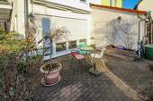 vorderer Terrassenbereich - 