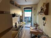 Küche mit Ausgang auf Balkon - 