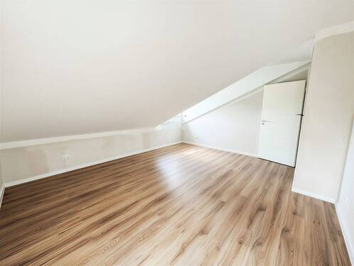 Zimmer 1 DG - 