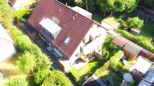 Hausansicht - 2 Zimmer Mehrfamilienhaus, Wohnhaus in Olching