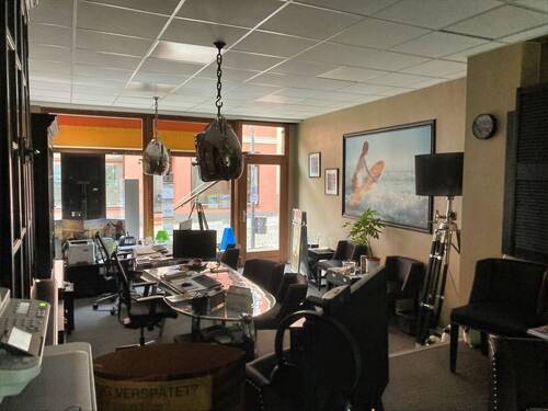 Laden-EG - 5 Zimmer Mehrfamilienhaus, Wohnhaus in Sangerhausen