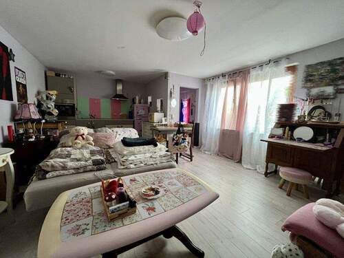 Wohn-/Schlafbereich ELW Souterrain - 