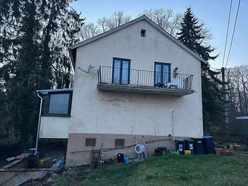 Seitenansicht - 5 Zimmer Einfamilienhaus zum Kaufen in Schiffweiler