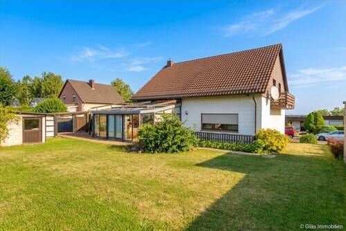 Gartenansicht - Einfamilienhaus mit 201,00 m&sup2; in Überherrn / Berus zum Kaufen