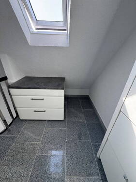 Bild 3 - 2 Zimmer Etagenwohnung in Düsseldorf