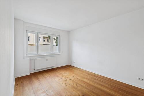 Zimmer 2 - 