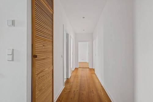 Flur - 3 Zimmer Etagenwohnung in Berlin