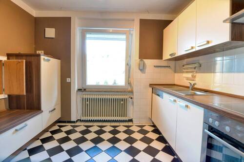 Küche_mitDurchreiche_EG - 