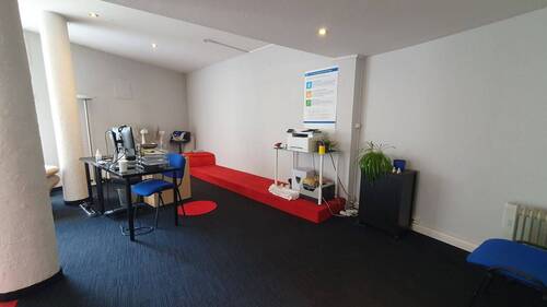 Büro/Ladengeschäft - 