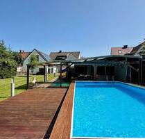 Fröndenberg-Ardey: Ein Zuhause zum Verlieben - Mit Pool und Garten als Relaxzone!