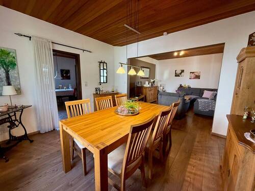 Erdgeschoss: Wohn-/Essbereich - 