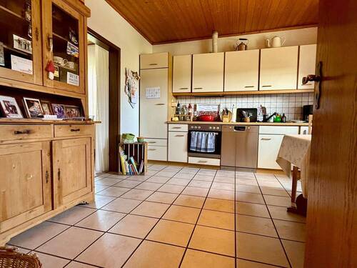 Erdgeschoss: Große Wohnküche - 