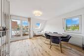 Wohnzimmer - 3 Zimmer Etagenwohnung zum Kaufen in Berlin