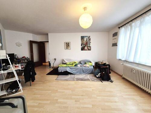 Wohnzimmer (Ist) - SELBST EINZIEHEN ODER GUT VERMIETEN! SIE ENTSCHEIDEN!